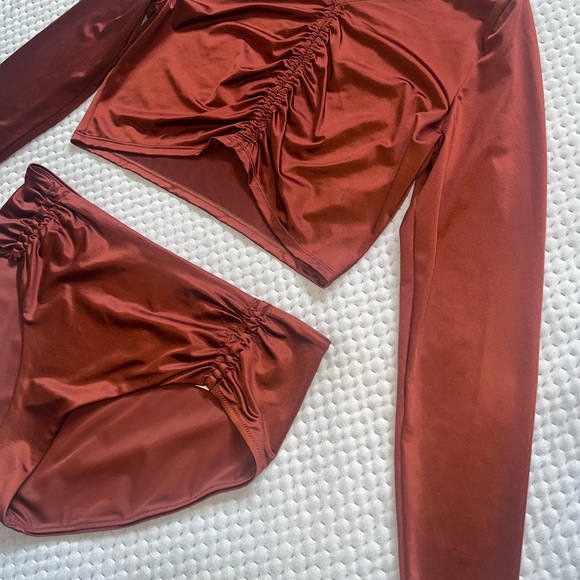 CALIA Ruched Rash Guard Two-Piece Set | Size Large NWT | Retail $100+ - Picture 3 of 8